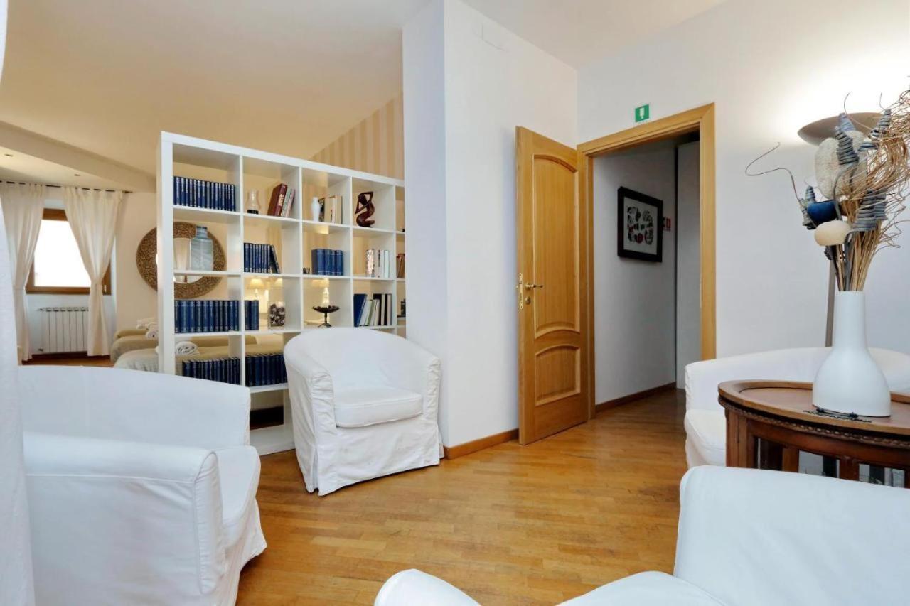 Bella Trastevere Villa โรม ภายนอก รูปภาพ